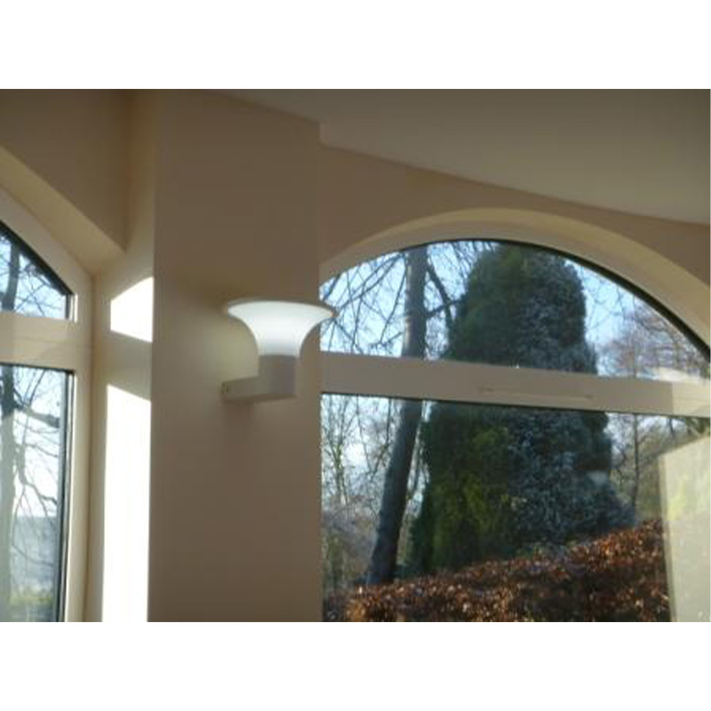 Tulipa WL Matte White- Outdoor Wall Light - Image 4