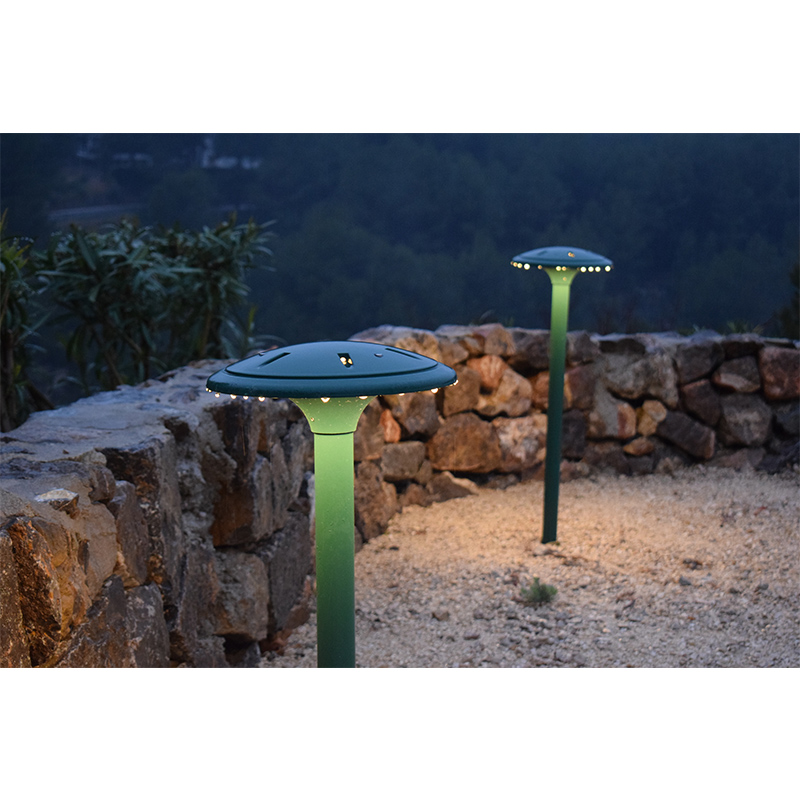 Enterprise - Large Spread Light / LED Path Light - Image 3