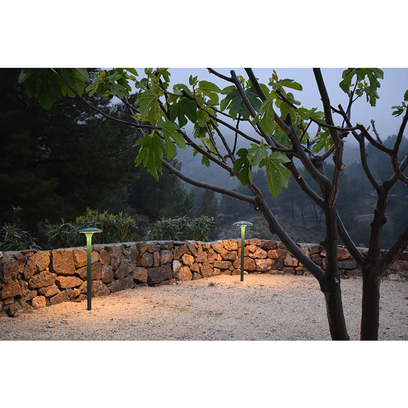 Enterprise - Large Spread Light / LED Path Light - Image 2