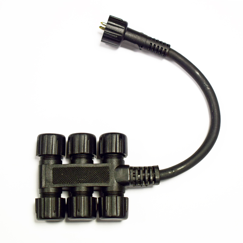 Plug & Play - Versa 6 Way Connector / Splitter (12v)