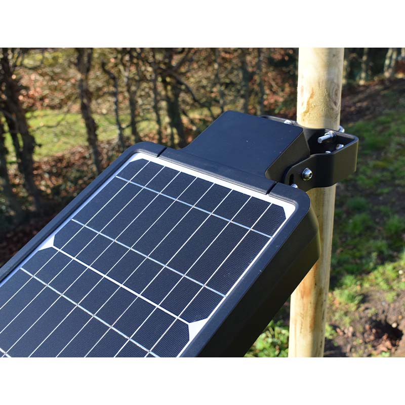 ViaMAX HIWAY Max - PIR Motion Sensor Solar Street Light - Black 4800lm (40W) - Image 12