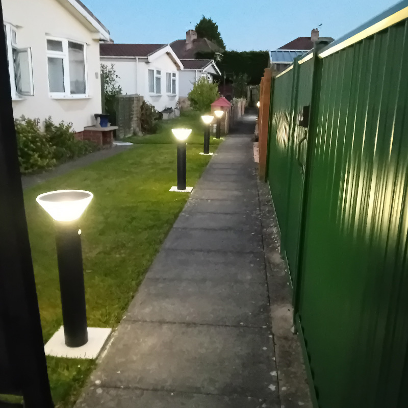 Pro Solar Olympia – 800mm PIR Solar Path Light - Image 3