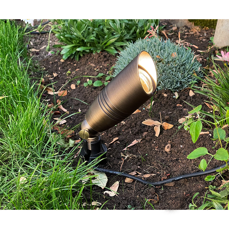 Director Up Light / Solid Brass Spike Light - Rustic Bronze Finish (12v Plug & Play) - Image 3