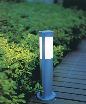 Ovus 450 S -Energy Saving Post Light / Illuminated Bollard - Silver Grey - Image 3